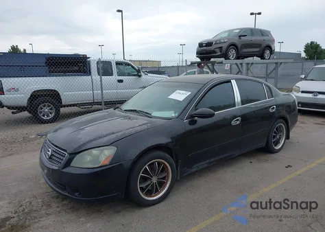 2005 Nissan Altima 3.5 Se из США, поврежденный, VIN 1N4BL11D35C379451